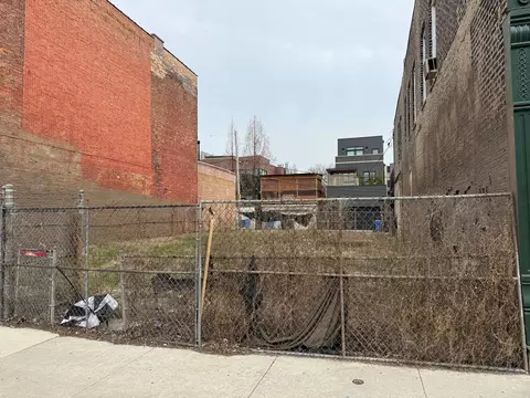 1812 W Grand Ave, Chicago, IL 60622