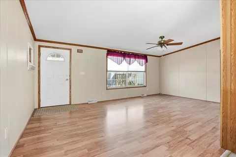 233 Avenue E St, Bloomington, IL 61704 photo 5