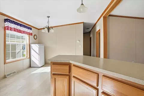 233 Avenue E St, Bloomington, IL 61704 photo 13