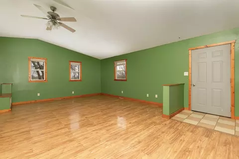 Living - 2359 105th Ave, Aledo, IL 61231 photo 1 of 4