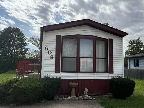 608 Tanglewood Rd, Matteson, IL 60443
