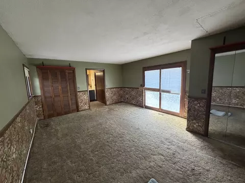 Bedroom - 43 Ridge Rd, Centralia, IL 62801 photo 1 of 2