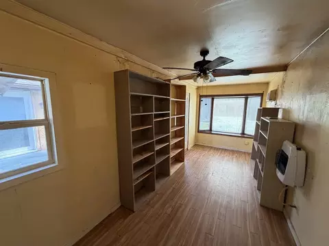 Living - 43 Ridge Rd, Centralia, IL 62801 photo 4 of 4