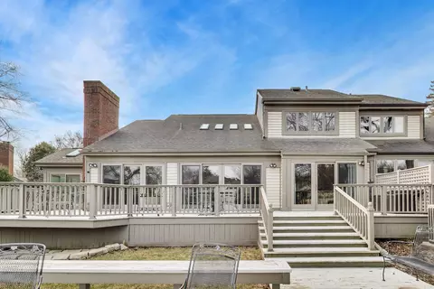 Exterior - 12 Warrington Dr, Lake Bluff, IL 60044 photo 13 of 14