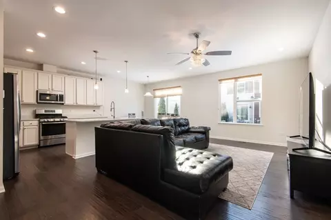 Living - 4139 Winslow Ct, Aurora, IL 60504 photo 1 of 3
