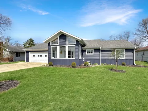 203 E Church St, Gifford, IL 61847