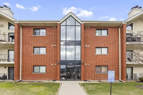 18136 Rita Rd #3C, Tinley Park, IL 60477
