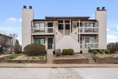 5911 36th Ave Ct #16, Moline, IL 61265