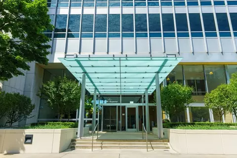 500 W Superior St #P-422-423, Chicago, IL 60654