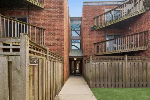 2045 N Larrabee St #7106, Chicago, IL 60614