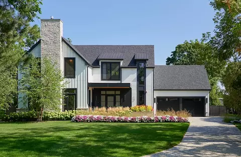 1125 Elm Ridge Dr, Glencoe, IL 60022