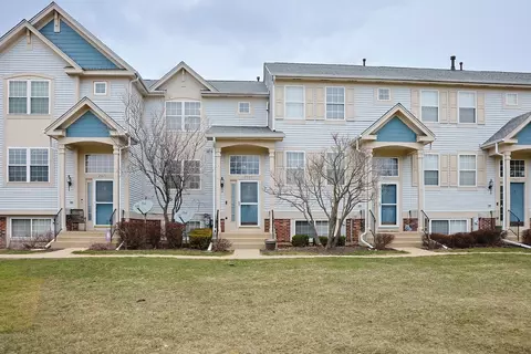 2669 N Augusta Dr, Wadsworth, IL 60083