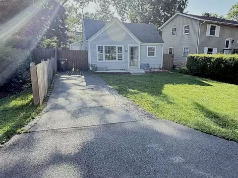 1606 Turnbull Dr, Round Lake Beach, IL 60073