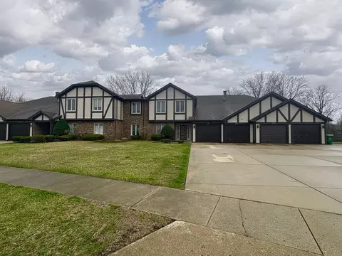 635 Big Timber Dr #635, Joliet, IL 60431
