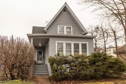 4155 W Grace St, Chicago, IL 60641