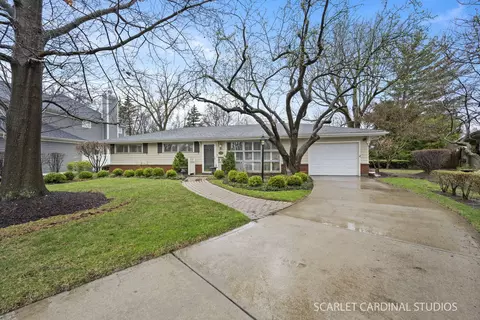 Exterior - 309 Brookside Cir, Wheaton, IL 60187 photo 2 of 4