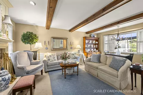 Living - 309 Brookside Cir, Wheaton, IL 60187 photo 5 of 6