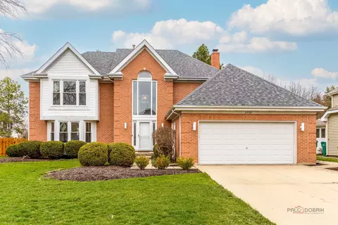2955 Roslyn Ln E, Buffalo Grove, IL 60089