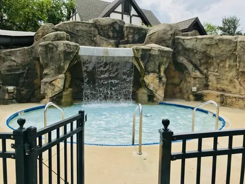 Exterior - 1239 Thackery Ct, Naperville, IL 60564 photo 7 of 9
