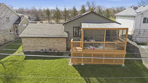 Exterior - 2810 175th St, Hazel Crest, IL 60429 photo 1 of 4