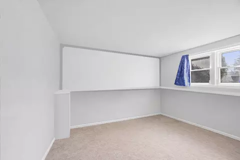 Bedroom - 2810 175th St, Hazel Crest, IL 60429 photo 2 of 4