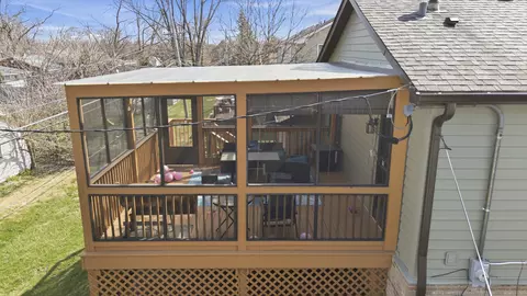Exterior - 2810 175th St, Hazel Crest, IL 60429 photo 3 of 4