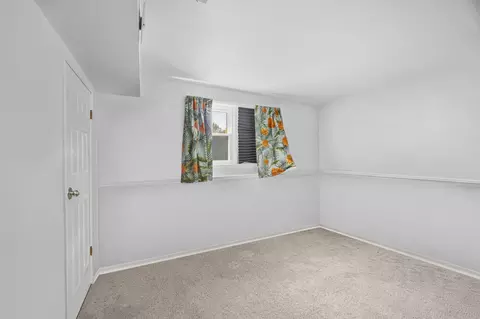 Bedroom - 2810 175th St, Hazel Crest, IL 60429 photo 3 of 4
