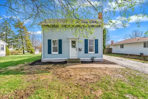 336 E Ogden Ave, Geneseo, IL 61254