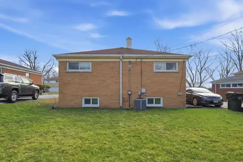 Other - 17218 Hillside Ave, Hazel Crest, IL 60429 photo 8 of 9