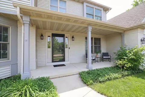 Exterior - 276 Ream Dr, Elburn, IL 60119 photo 5 of 10
