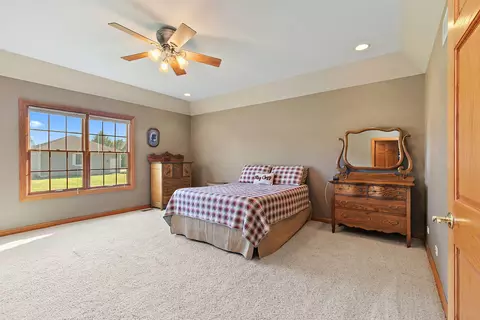 Bedroom - 22011 Pringle Dr, Marengo, IL 60152 photo 1 of 4