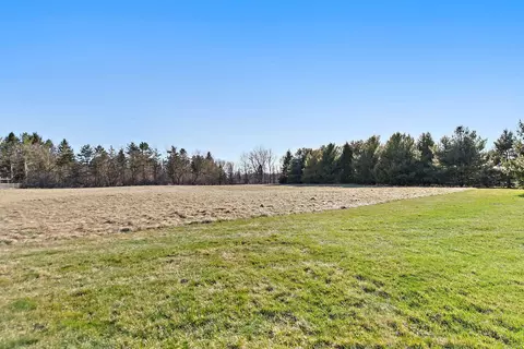 Exterior - 22011 Pringle Dr, Marengo, IL 60152 photo 14 of 20