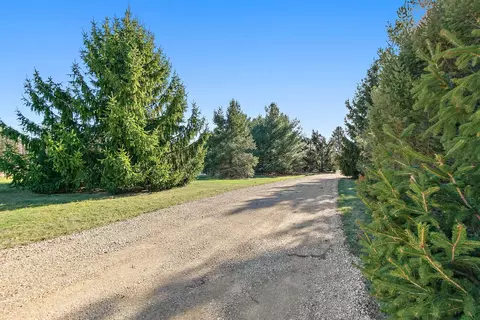 Other - 22011 Pringle Dr, Marengo, IL 60152 photo 9 of 11
