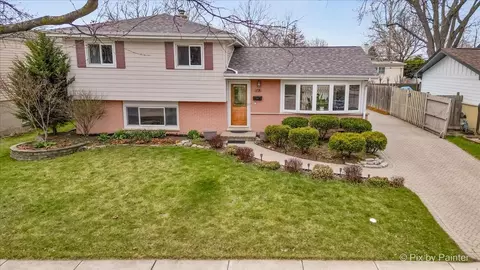 458 N 5th Ave, Des Plaines, IL 60016