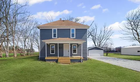 365 N Lincoln St, Bement, IL 61813