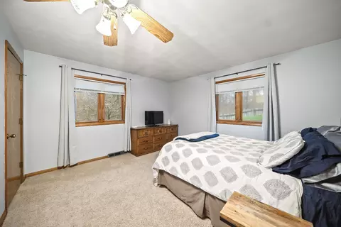 Bedroom - 3138 12th Ave, Moline, IL 61265 photo 3 of 5