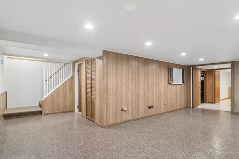 Other - 589 Jon Ln, Des Plaines, IL 60016 photo 6 of 11