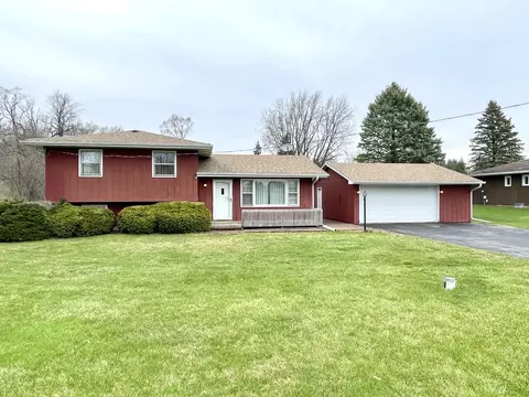 38 W480 Mcdonald Rd, Elgin, IL 60124