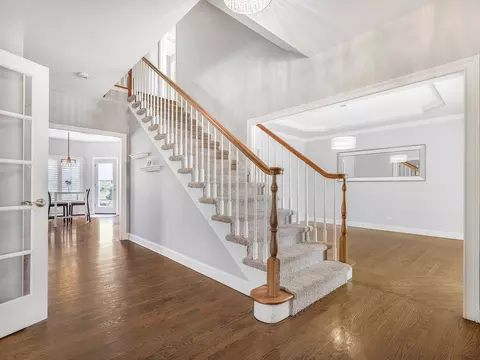 Entry Way - 3760 Bunker Hill Dr, Algonquin, IL 60102 photo 1 of 3
