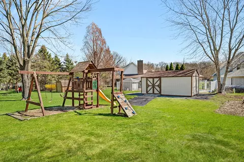 Exterior - 108 Deerpath Dr, Minooka, IL 60447 photo 9 of 9
