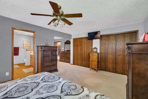 Bedroom - 108 Deerpath Dr, Minooka, IL 60447 photo 2 of 5