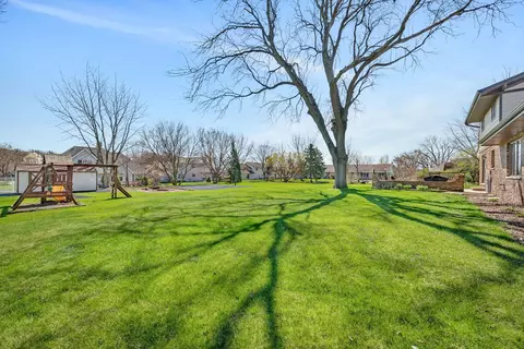 Exterior - 108 Deerpath Dr, Minooka, IL 60447 photo 4 of 9