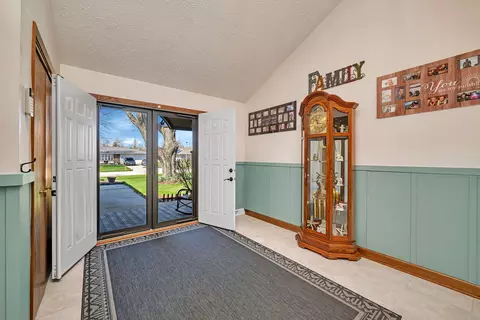 Entry Way - 108 Deerpath Dr, Minooka, IL 60447 photo 1 of 2