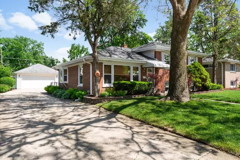 Other - 913 S Mitchell Ave, Elmhurst, IL 60126 photo 3 of 3