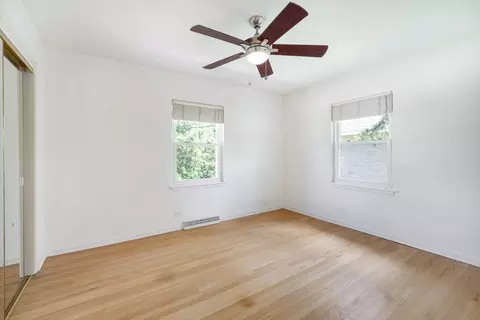 Bedroom - 913 S Mitchell Ave, Elmhurst, IL 60126 photo 2 of 3