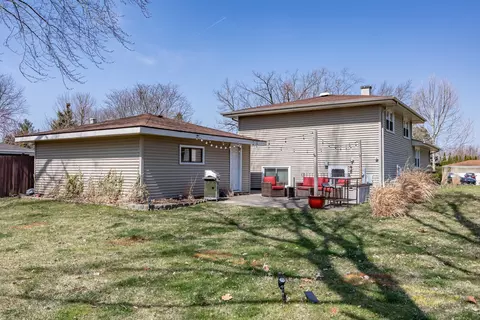 Exterior - 751 Leaf Ct, Bartlett, IL 60103 photo 3 of 7