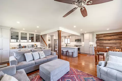 Living - 751 Leaf Ct, Bartlett, IL 60103 photo 1 of 1