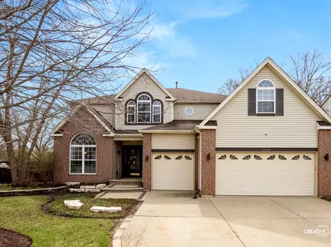 1524 W Mooseheart Rd, North Aurora, IL 60542