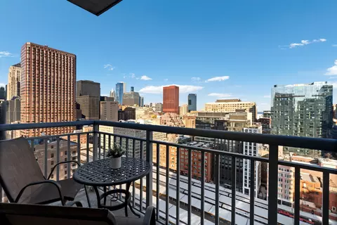 Exterior - 701 S Wells St #2302, Chicago, IL 60607 photo 2 of 2