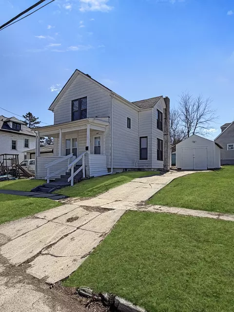 Other - 407 E Winneshiek St, Freeport, IL 61032 photo 2 of 4